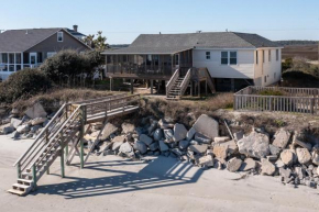 1589 E Ashley Wayward Whims Oceanfront Classic Folly Cottage